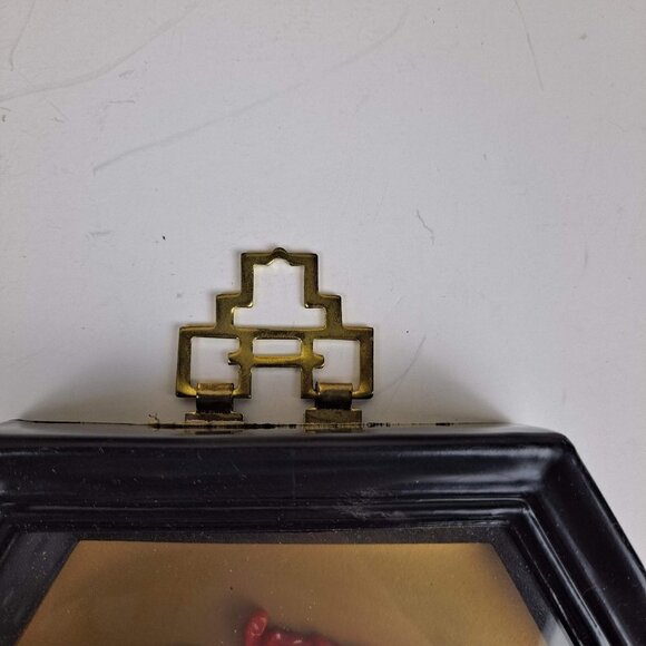 Mini Korean 8 Panel Tabletop Folding Screen & 2 Jade/Coral Asian Shadow Boxes - Picture 7 of 16